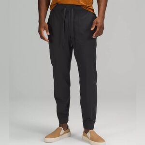 Mens Lululemon ABC Jogger in Obsidian